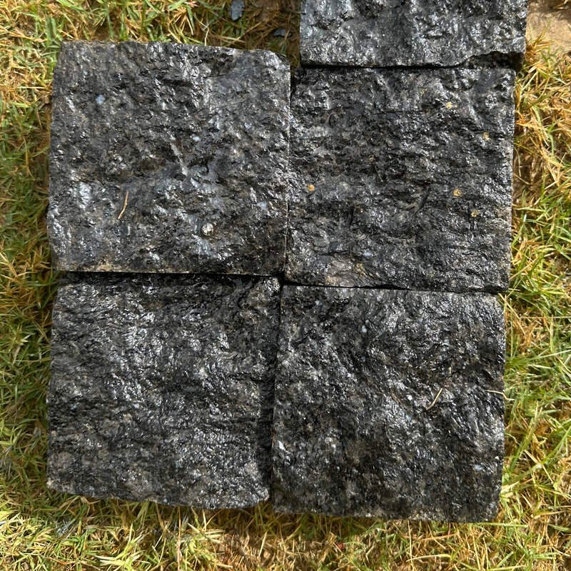 Black Granite setts 800x800